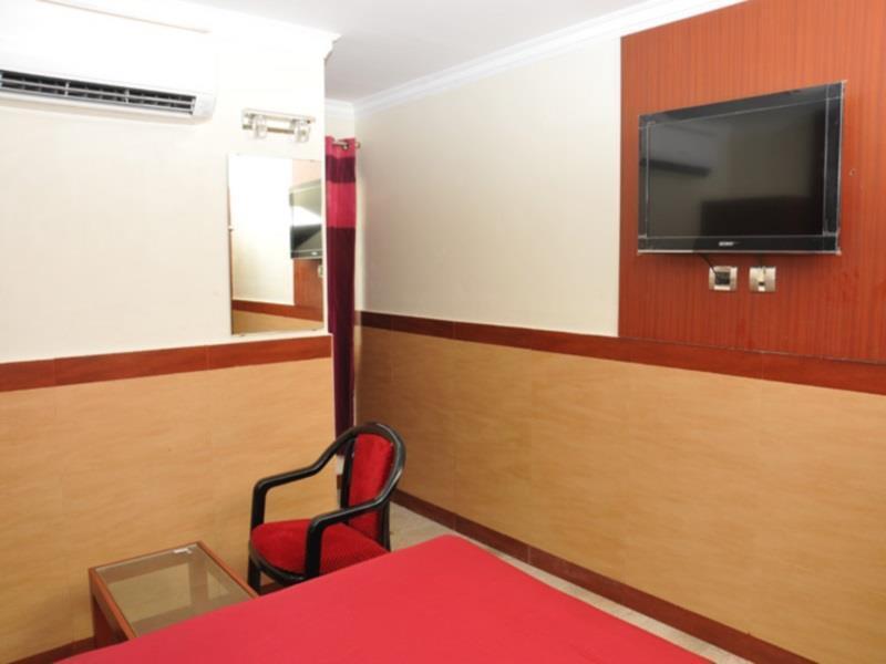 Отель Everestparkresidency Tiruchirappalli Экстерьер фото